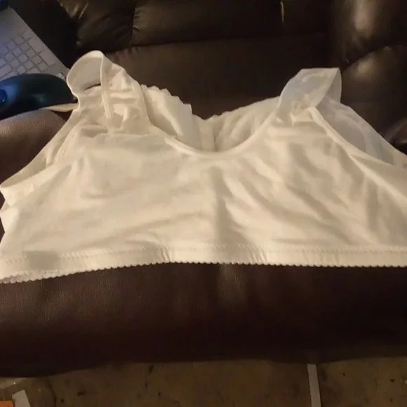 NWT Front Snap Bra - Size 32B - Picture 4 of 8